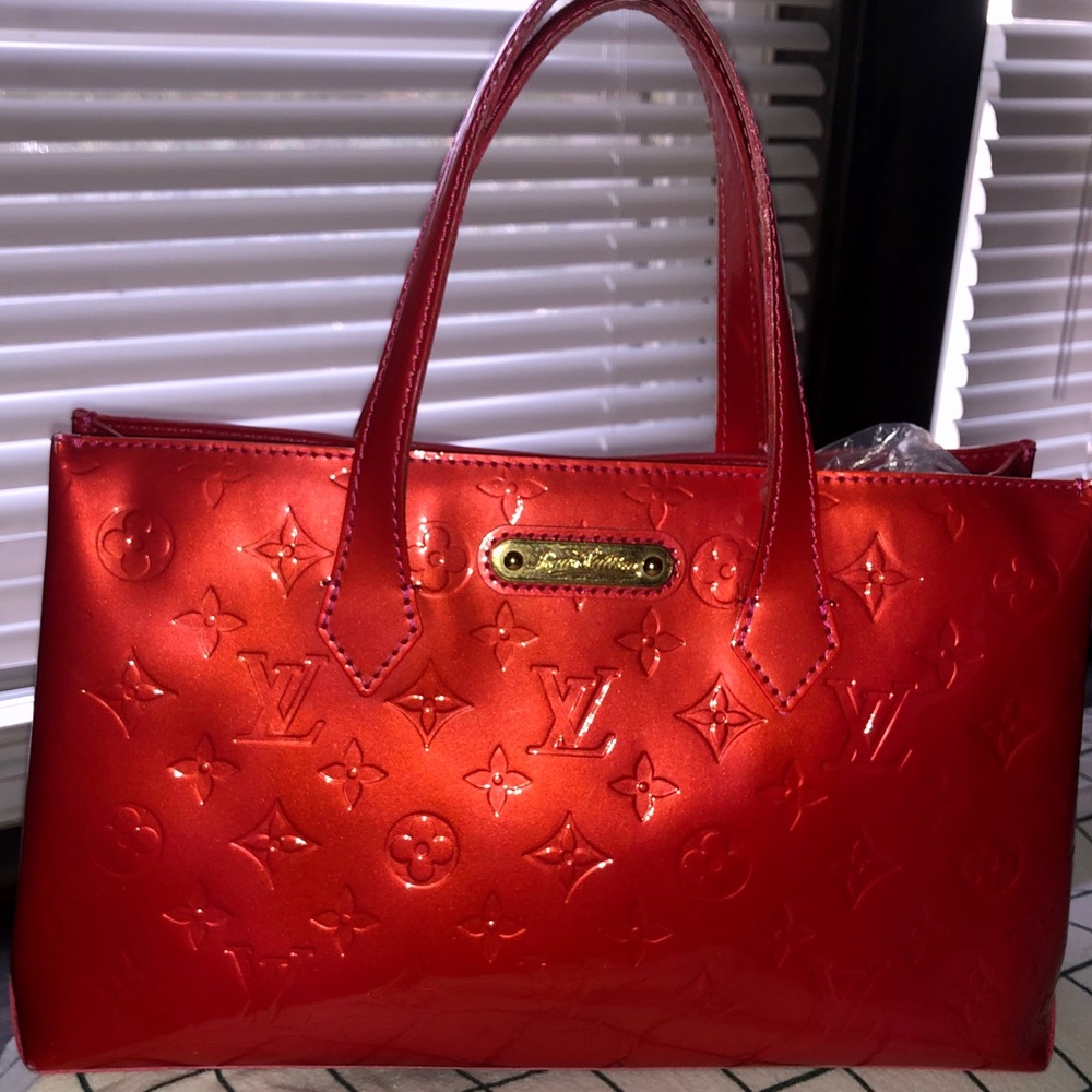Louis Vuitton Vernis Wilshire PM